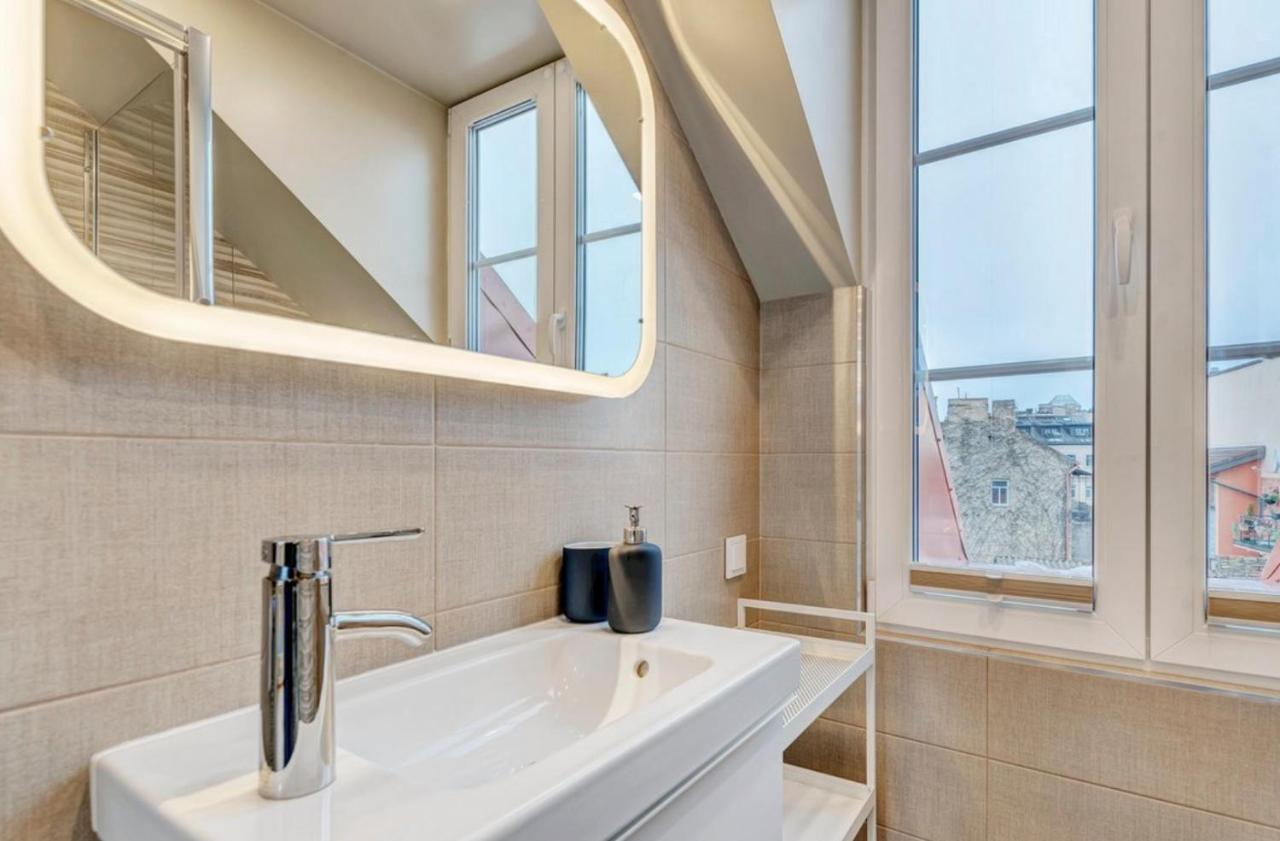 Tower Street Apartment - Old Town Вилнюс Екстериор снимка